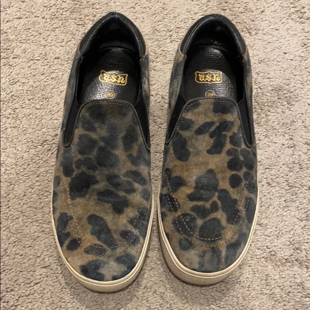 Ash slip ons